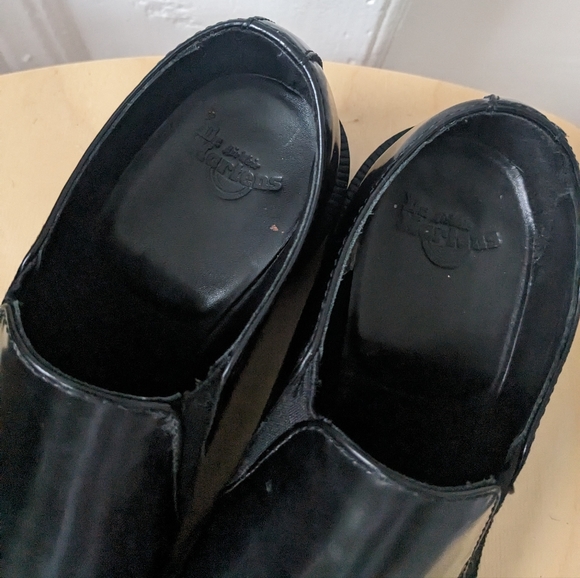 Dr. Martens leather loafer with small black heel - Picture 4 of 7
